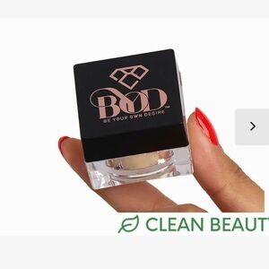 NEW BYOD Desire Matte Magic Loose Powder in Translucent